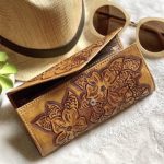 Handmade Wallets: Embracing Traditional Craftsmanship