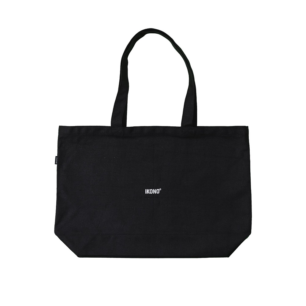 black tote bag