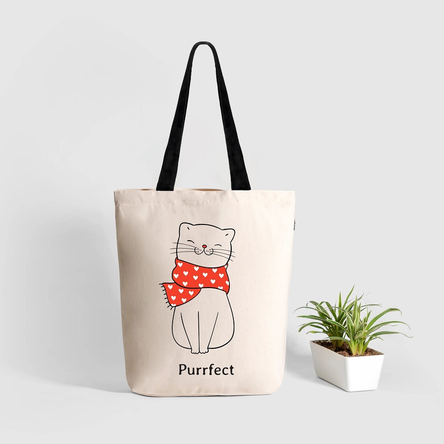 white tote bag